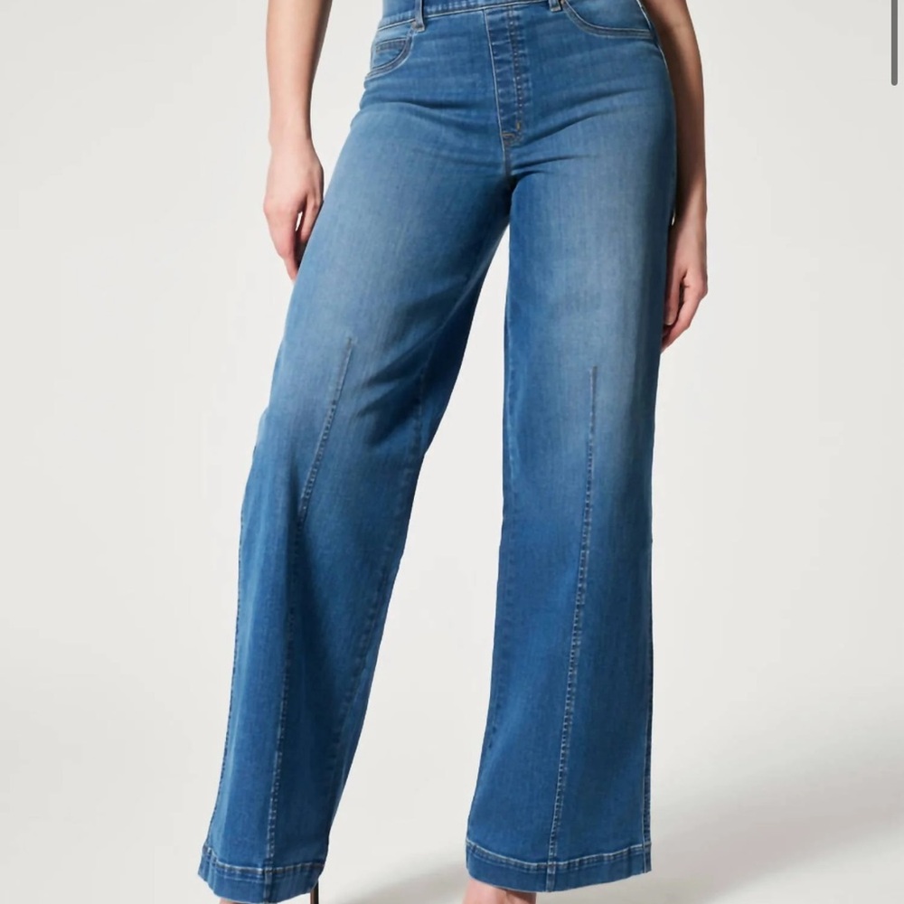 SPANX Seamed Front Wide Leg Premium Denim in Vintage Indigo Size S/CH/Petite